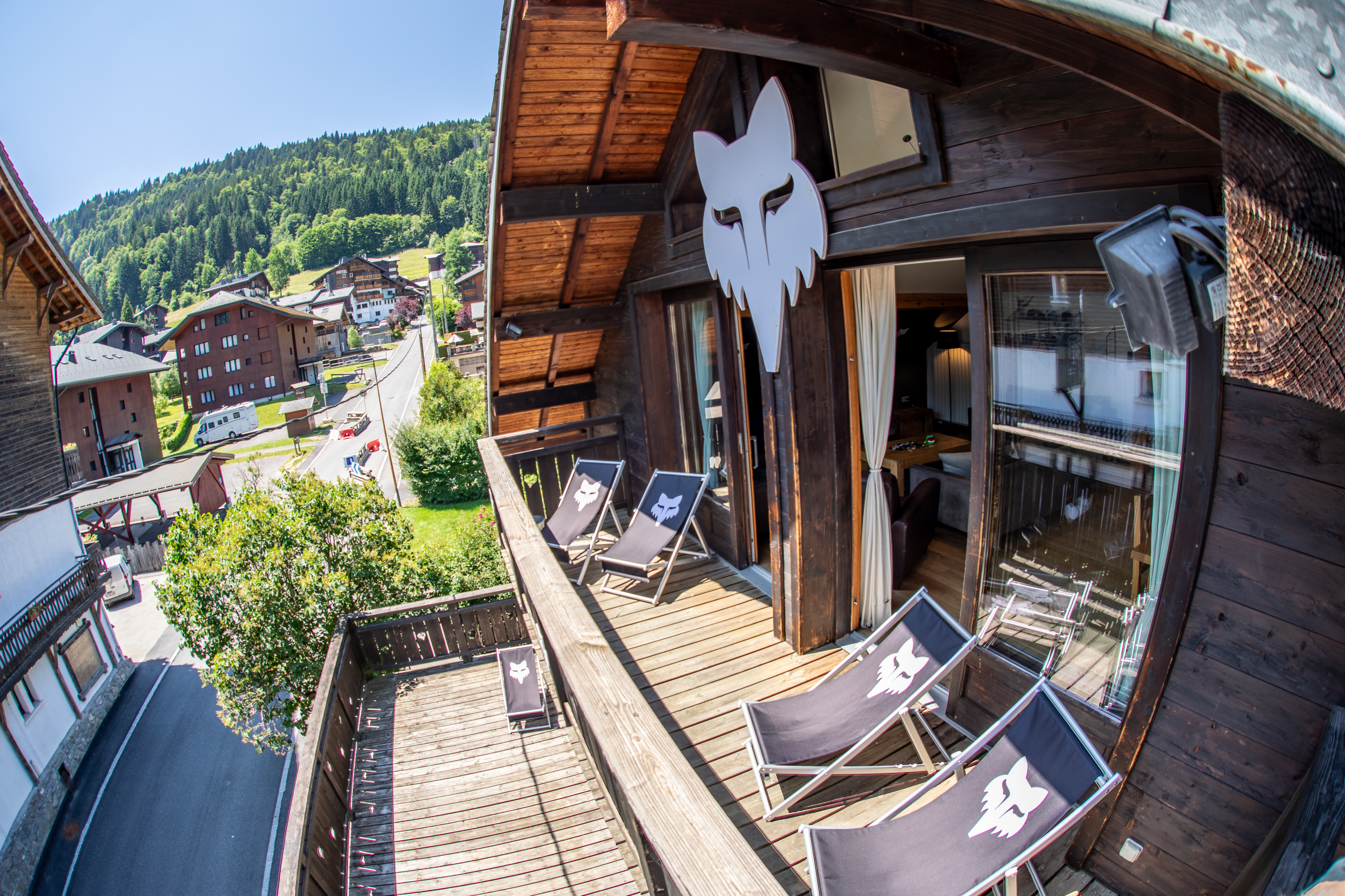 Fox mtb official chalet in morzine 