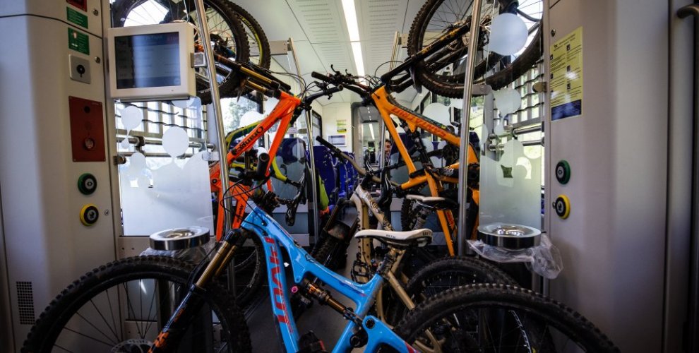 Taking a bike on the train in France