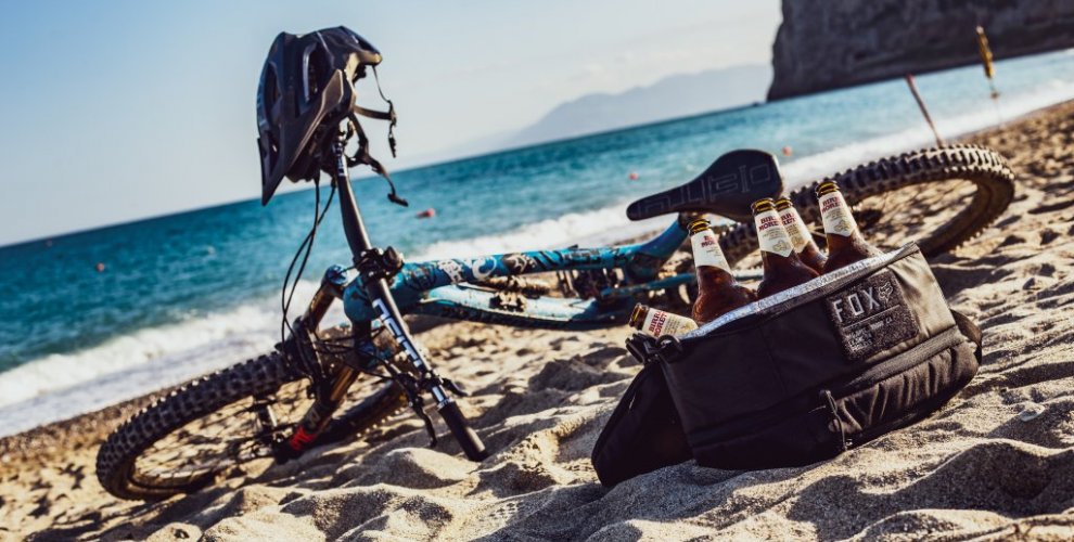 Finale Ligure beers at the beach