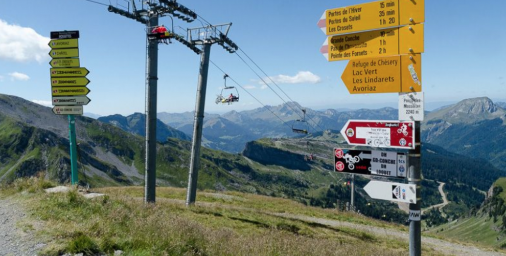 The Mossettes mountain bike lift in the Portes du Soleil