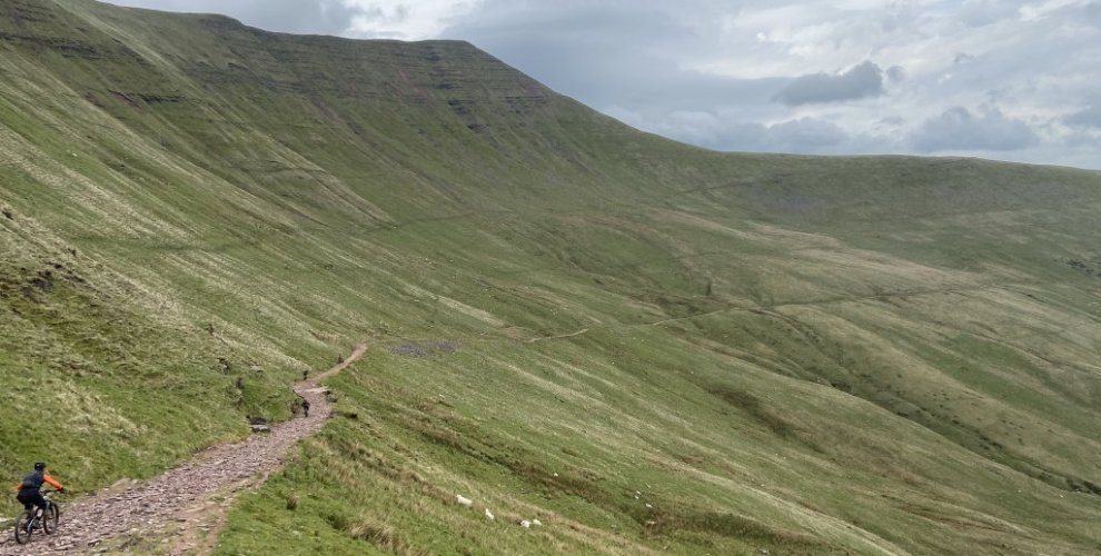 endless descent in the brecon beacons mtb trip