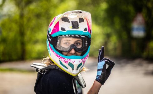 girls camps training mountain bike finale italy