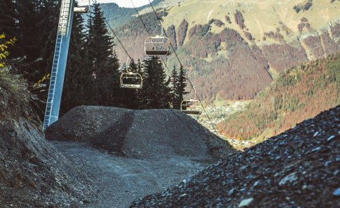 Morzine Downhill big jumps on pleney