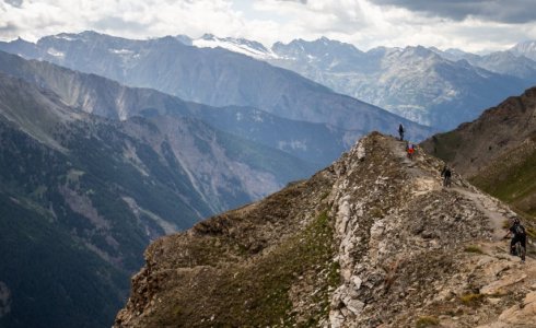 amazing ridgelines in pila