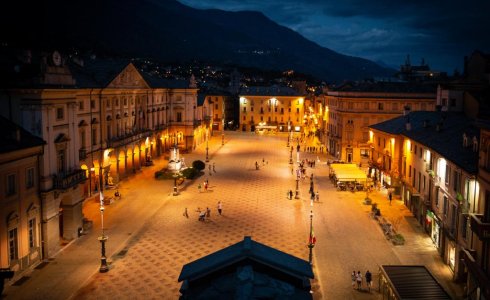 The town square in busy Aosta