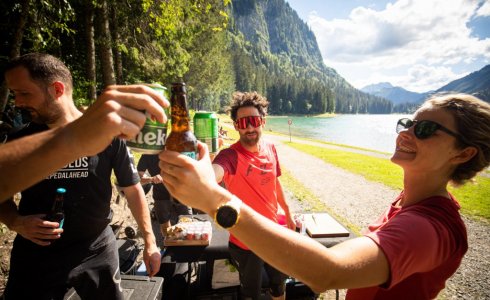 can i have a bbq at lake montriond