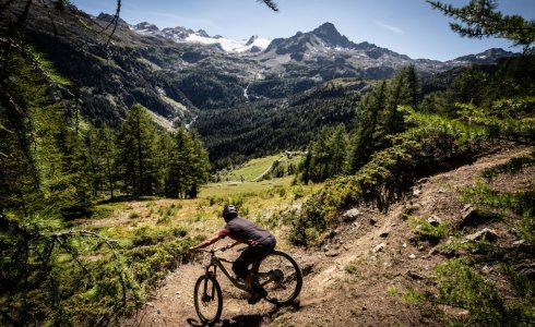 Steep trails in La Thuile