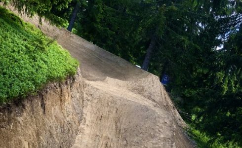 Les Gets trail features - MTB Beds