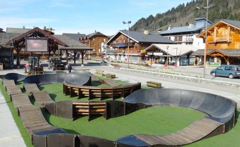 Town centre pump track Les Gets