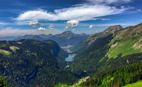 Lake Montriond 