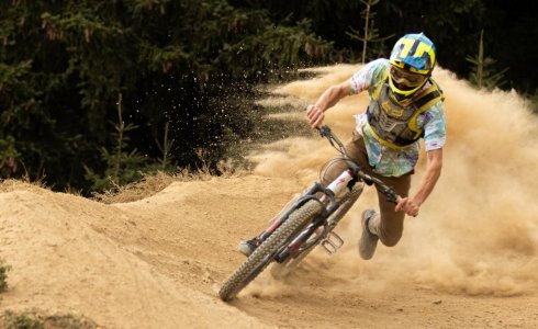 Morzine summer jobs MTB Beds