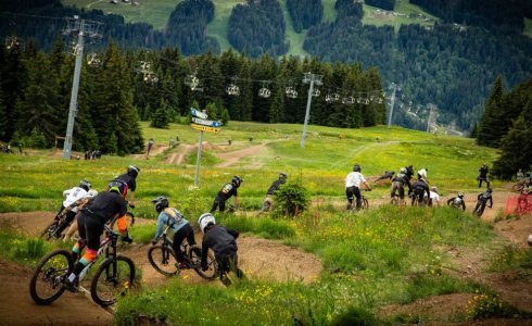 Morzine mega train