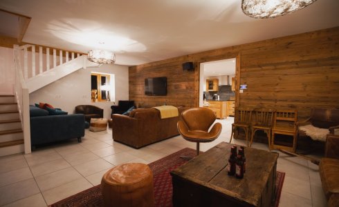 Chalet Five25 ski chalet lounge morzine