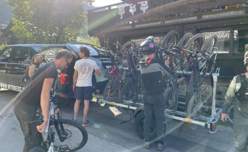 trailer mtb trip from Morzine