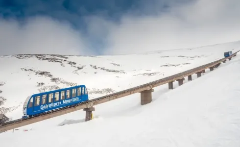 cairngorms by train