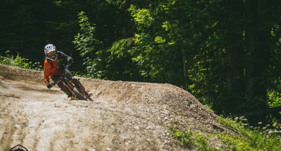 MOUNTAIN BIKE PHOTO MORZINE