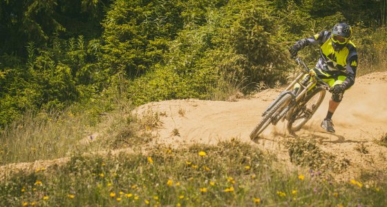 MOUNTAIN BIKE PHOTO MORZINE