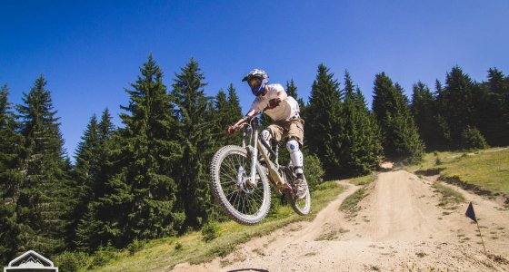 MOUNTAIN BIKE PHOTO MORZINE