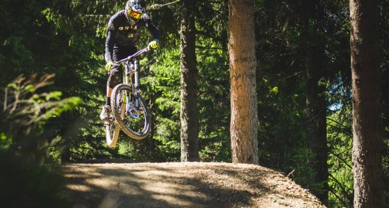 MOUNTAIN BIKE PHOTO MORZINE