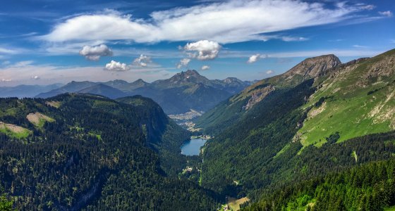 lake montriond