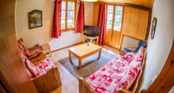 fornt room great value summer holiday in the alps