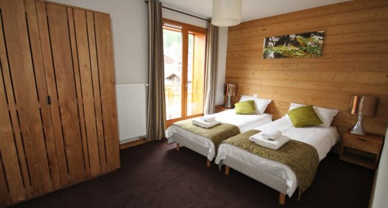 Generous room in L'Aiglon MTB Beds