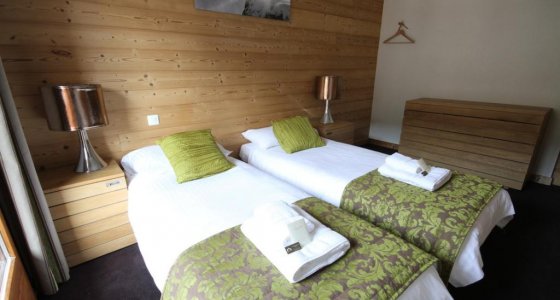 L'Aiglon Morzine bedroom