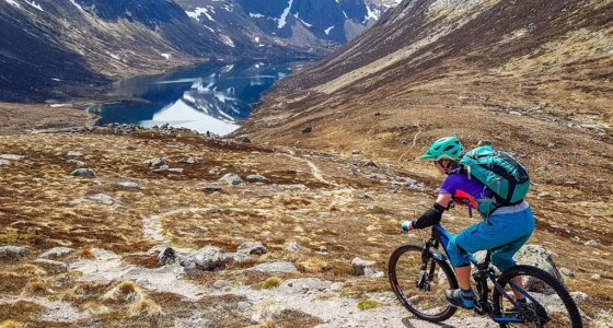 mountain biking in scotland descent