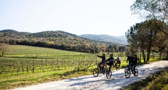 RIDING IN TUSCANY