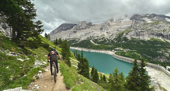 Dolomites mtb lake