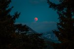 red moon