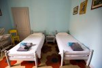 Twin bedroom Finale Ligure accommodation MTB Beds