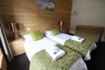 Twin room at L'Aiglon MTB Beds