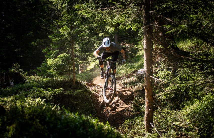 samoens enduro bike ews day trip morzine